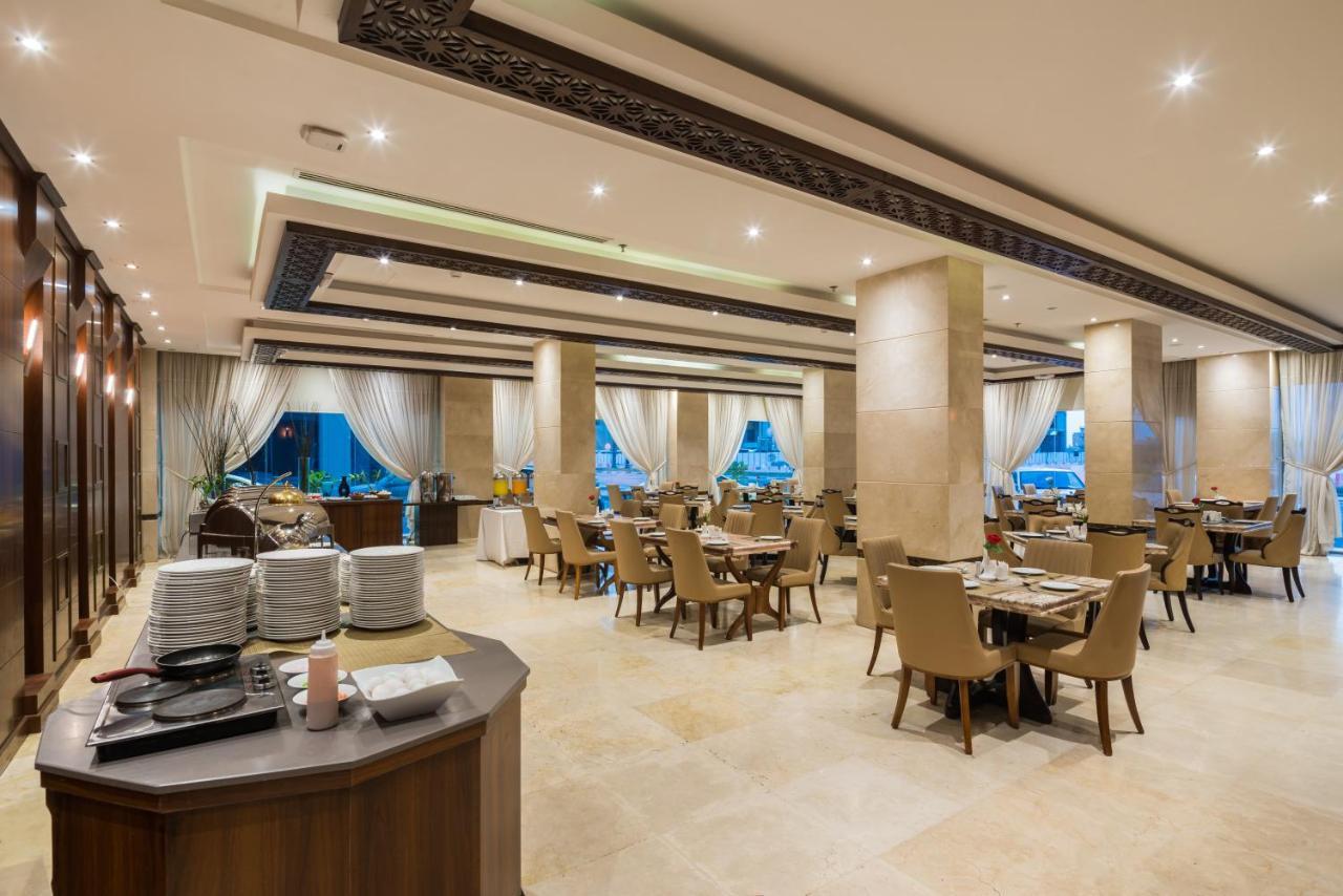 Naviti Warwick Al Khobar Hotel Luaran gambar