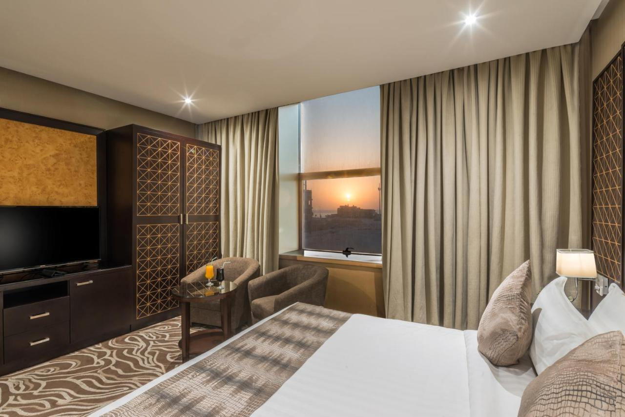 Naviti Warwick Al Khobar Hotel Luaran gambar