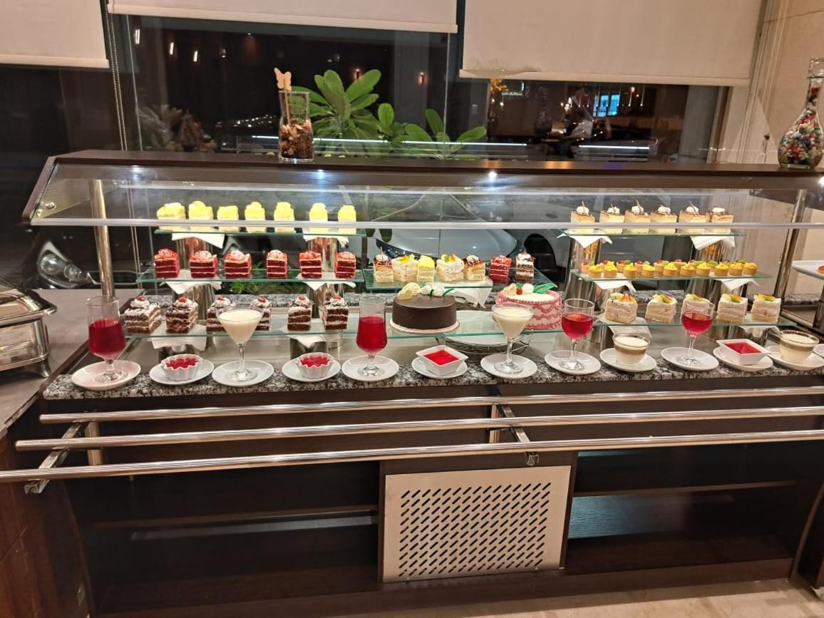 Naviti Warwick Al Khobar Hotel Luaran gambar