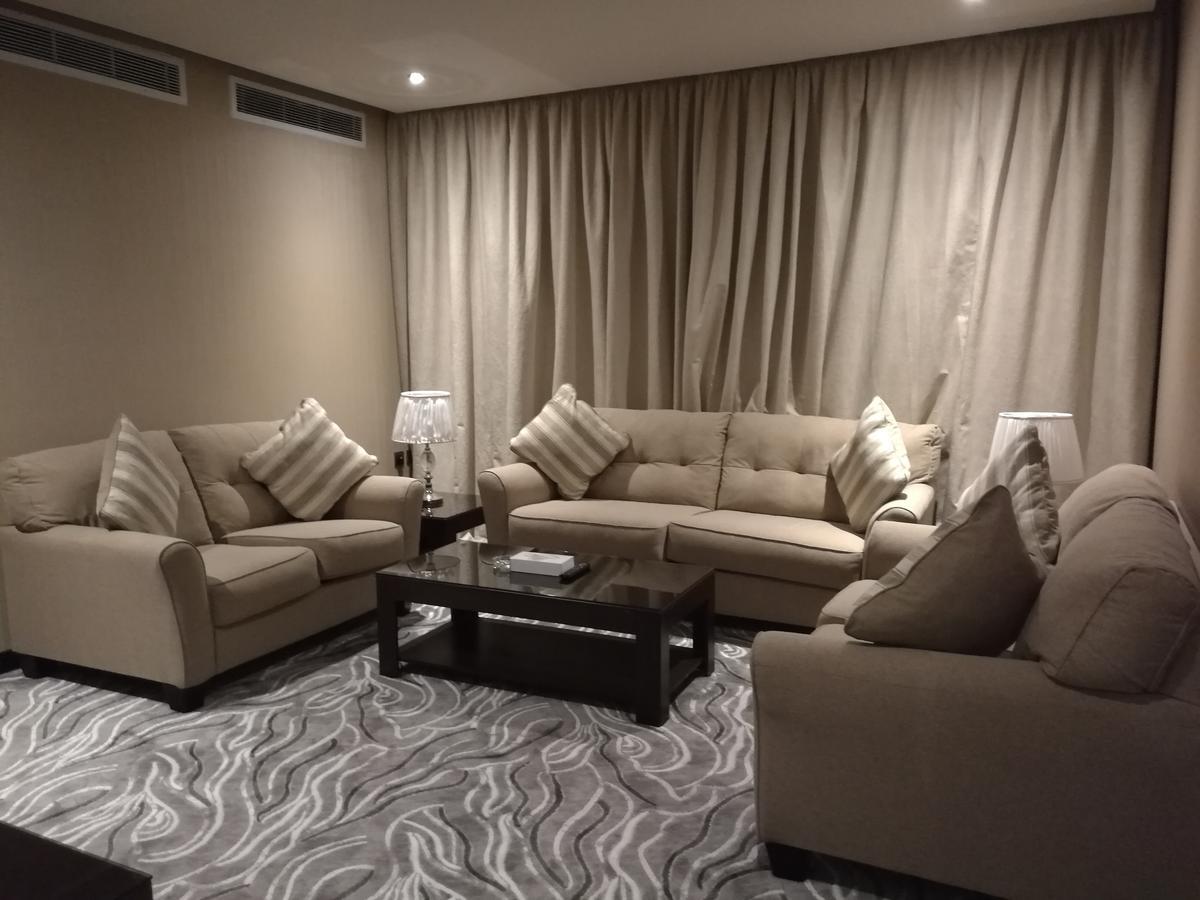 Naviti Warwick Al Khobar Hotel Luaran gambar